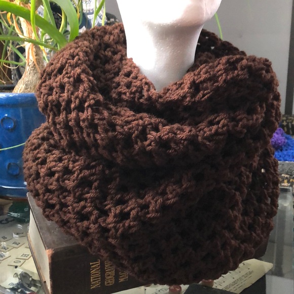 Handmade Infinity Scarf - Picture 2 of 4